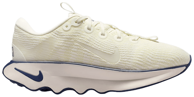 Nike Wmns Motiva Sail Coconut Milk