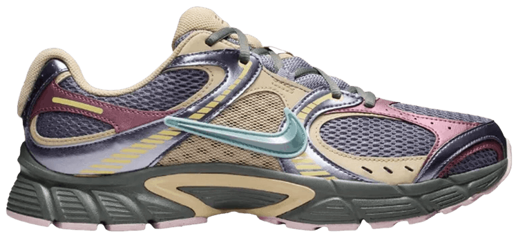 A Ma Maniere x Nike V5 RNR  Light Carbon