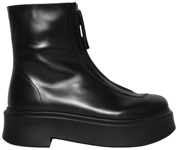 The Row Wmns Zipped Boot Black