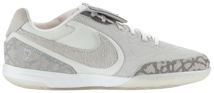 Nike Tiempo Streetgato SE Phantom