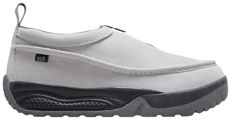 Nike ACG Izy Photon Dust