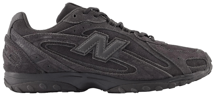 New Balance 204L Magnet