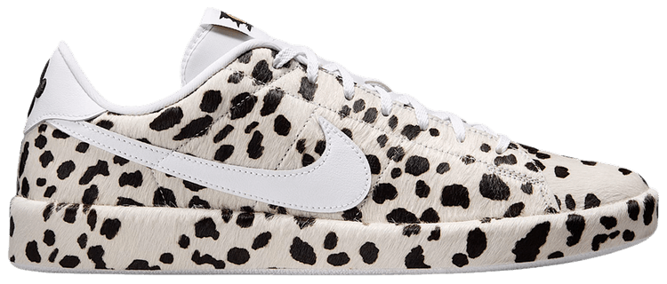 Nike Tennis Classic Chew Dog White
