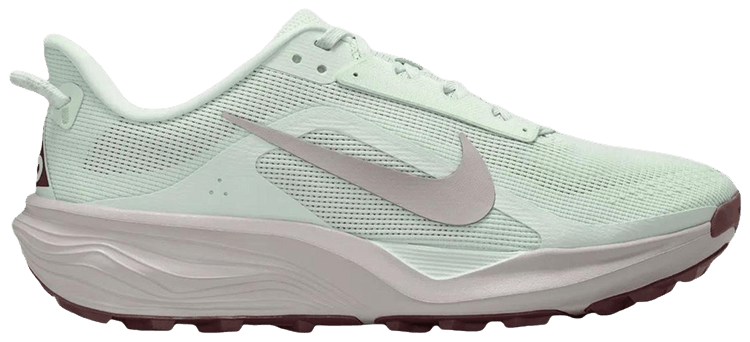 Nike Wmns ACG Pegasus Trail Light Green